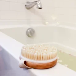 Beauty By Earth Round Dry Brush With Cellulite Massager -Body Care Shop GUEST 020f7094 4a35 4ae3 ae4d e3f965c03ed1